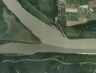Incontro tra Inn (pi scuro) con Salzach
